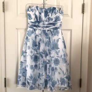 Alexia Designs Strapless Floral Dress Blue and White Size 4 EUC